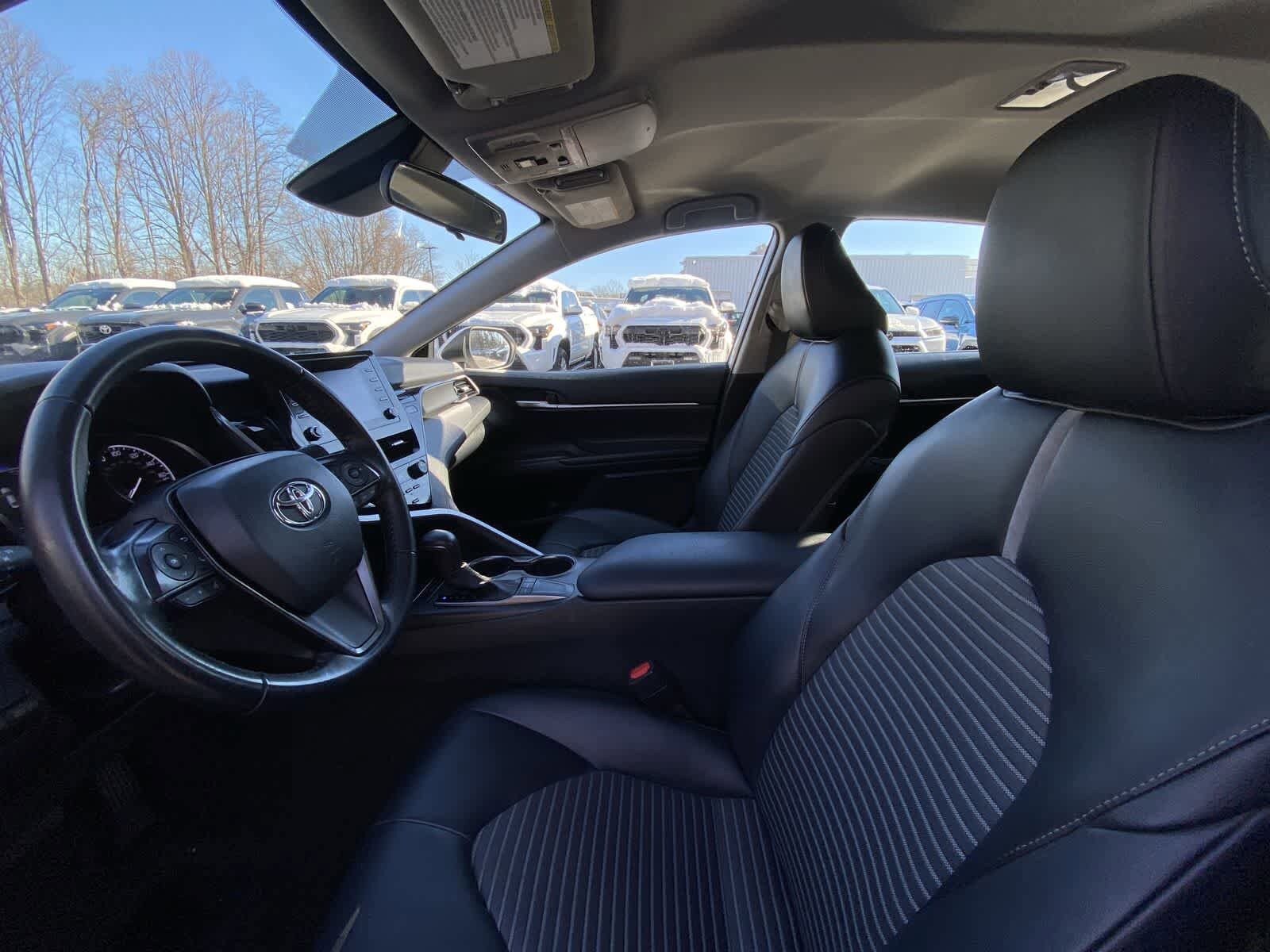 Thumbnail: 2023 Toyota Camry - 24