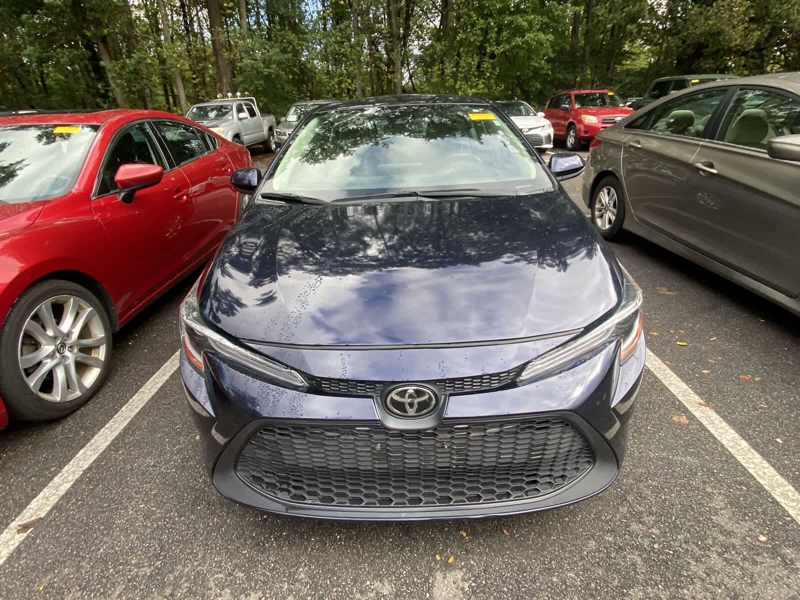 2022 Toyota Corolla LE photo 2