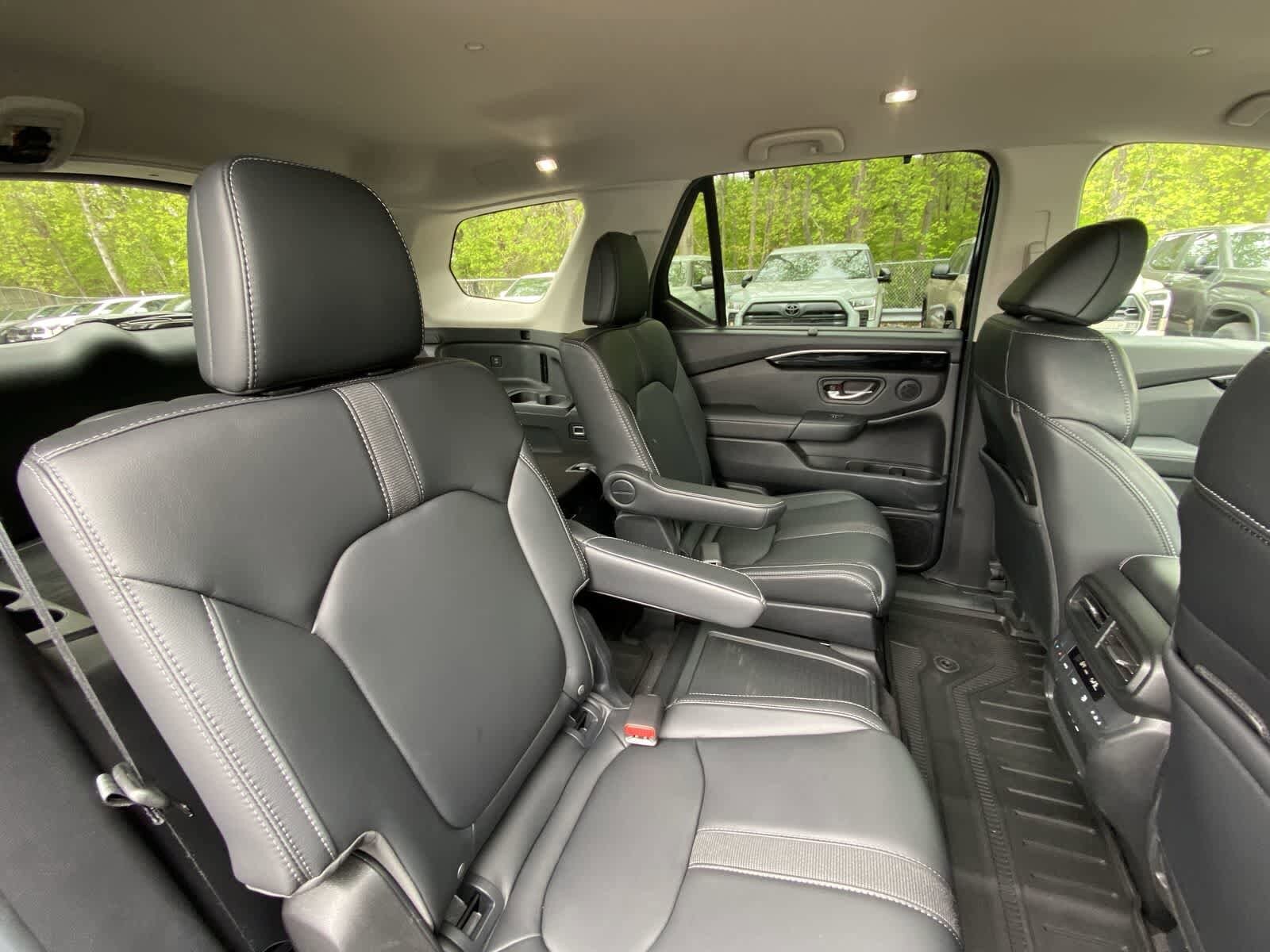 Thumbnail: 2024 Honda Pilot - 26