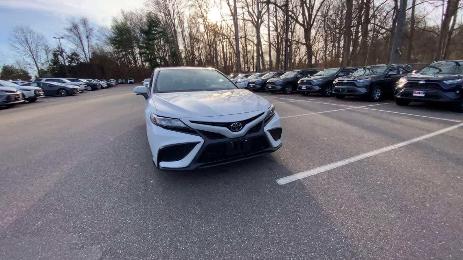 Thumbnail: 2023 Toyota Camry - 10