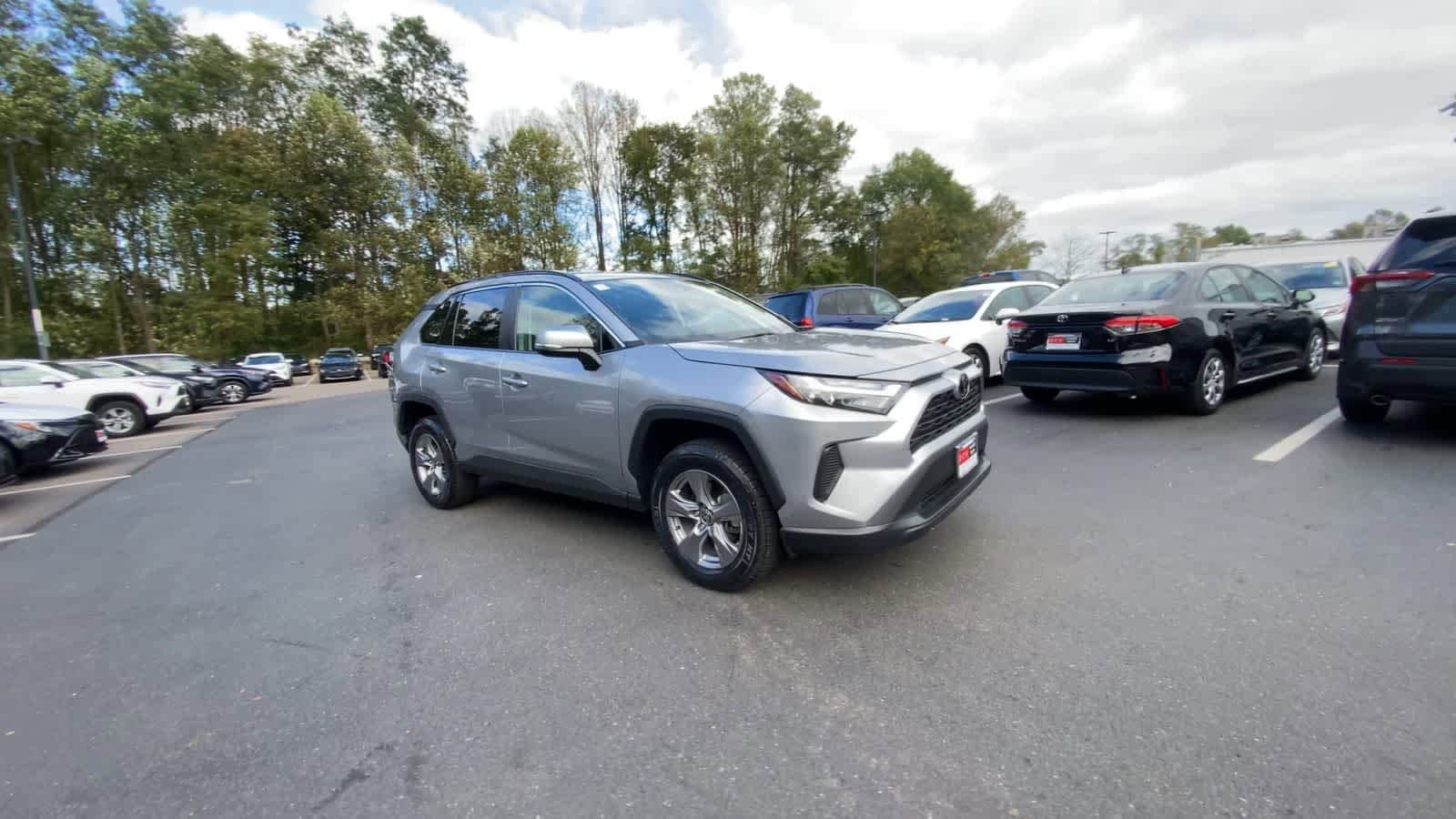 Thumbnail: 2024 Toyota RAV4 - 2