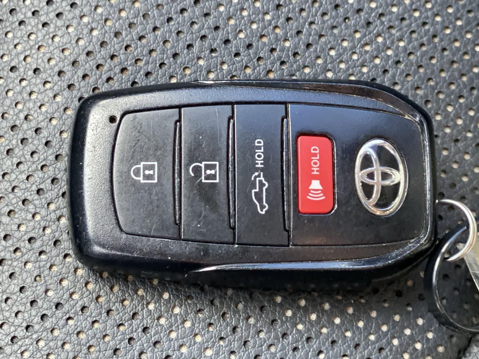 Thumbnail: 2022 Toyota Tundra - 38