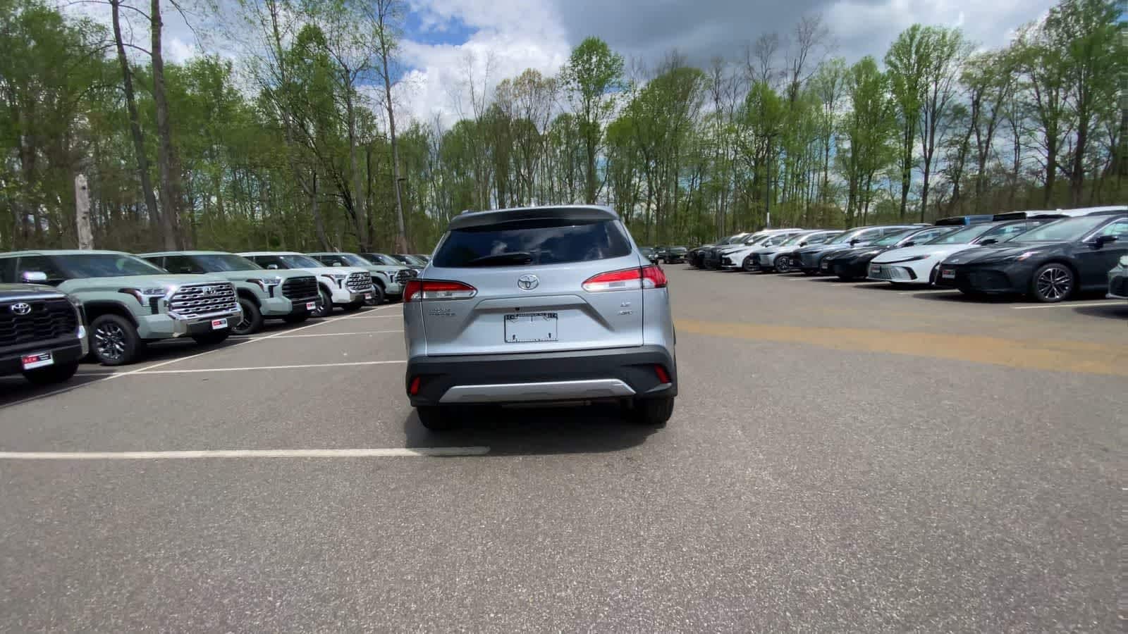 Thumbnail: 2023 Toyota Corolla Cross - 7
