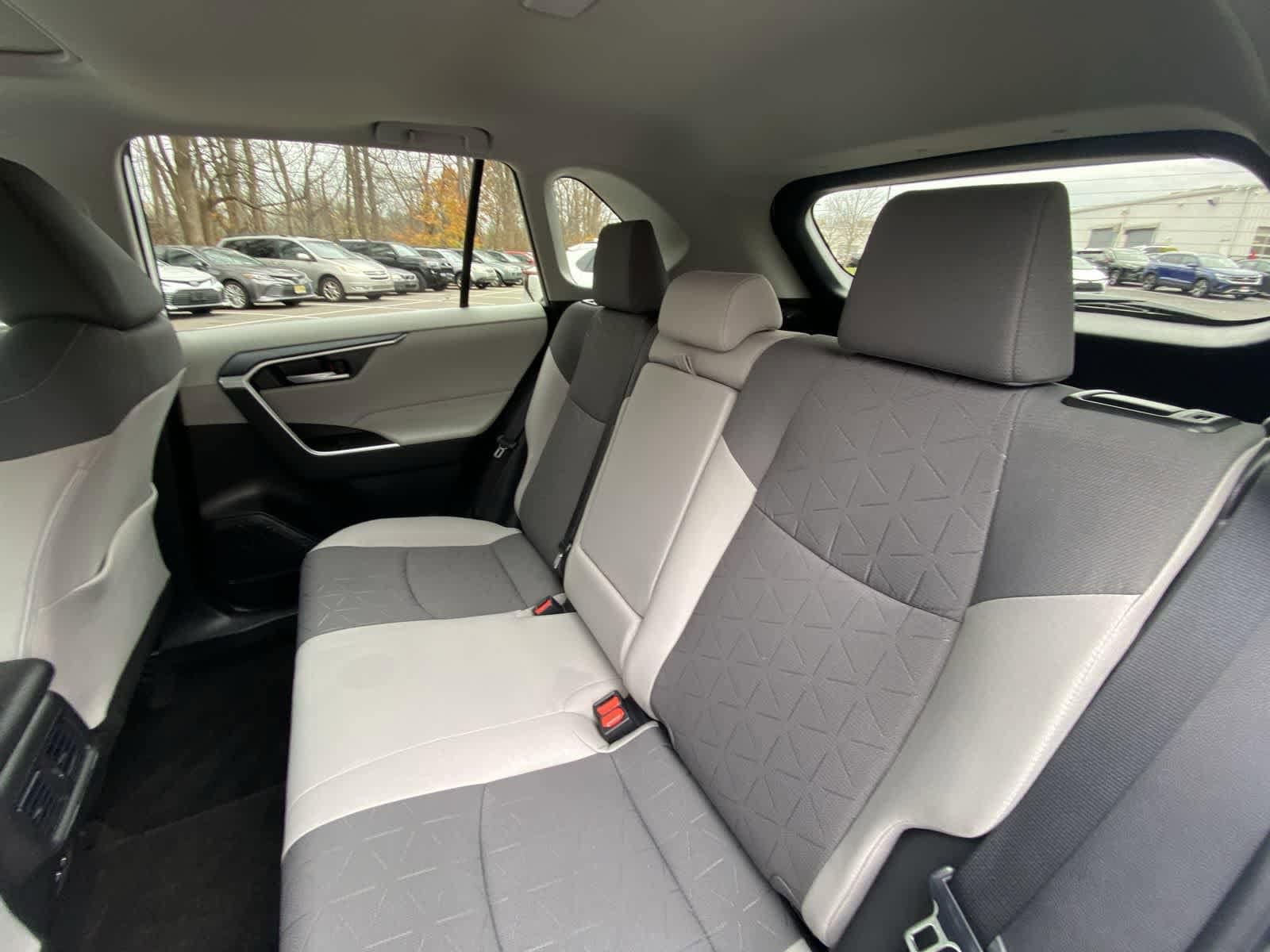 Thumbnail: 2025 Toyota RAV4 - 23