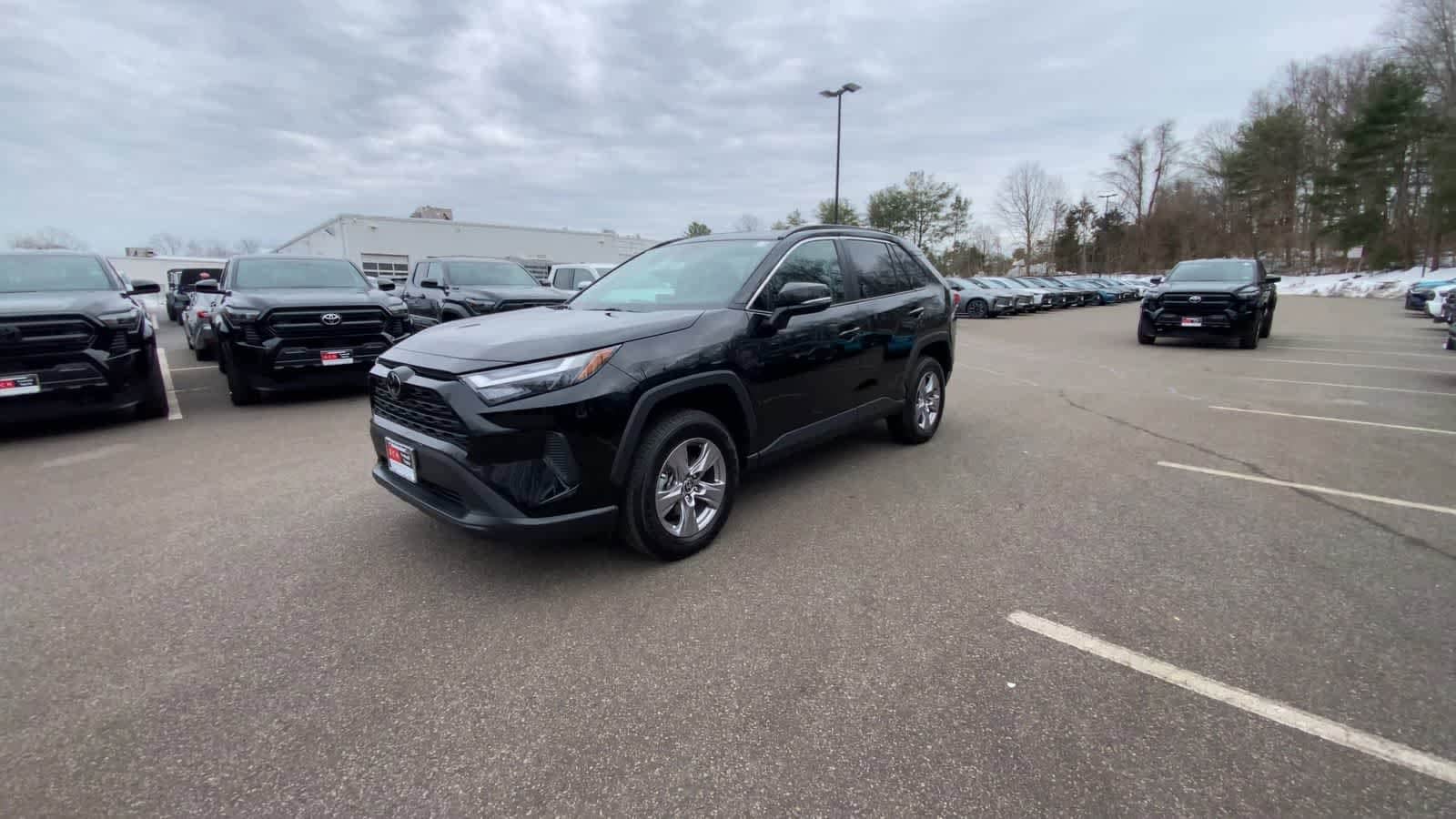 Thumbnail: 2025 Toyota RAV4 - 7