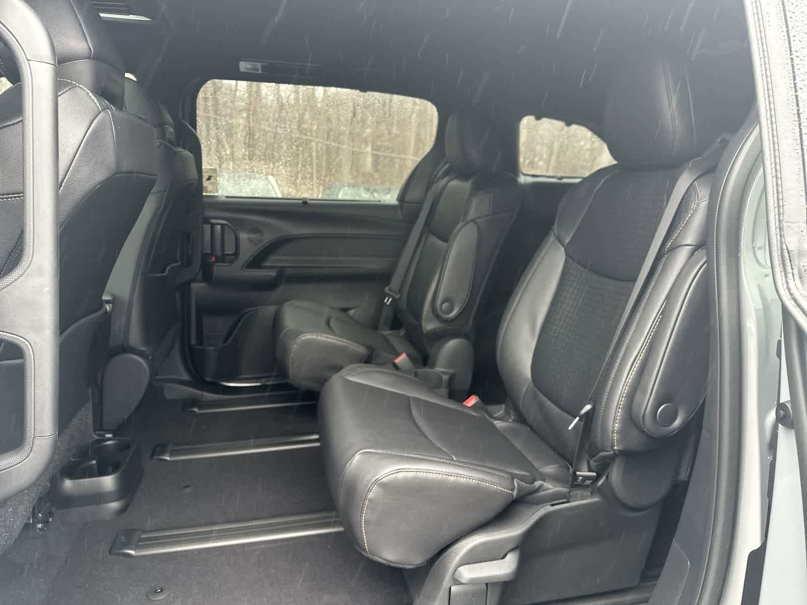 Thumbnail: 2026 Toyota Sienna - 34