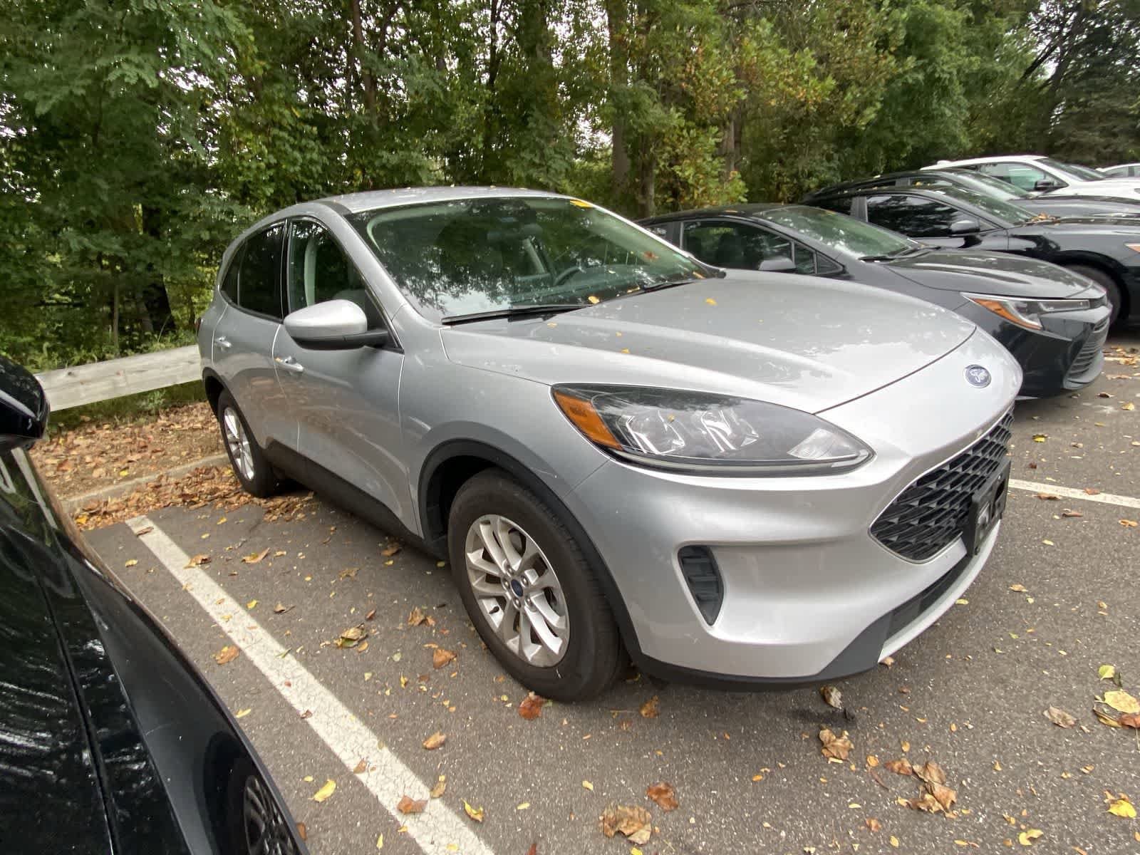Thumbnail: 2020 Ford Escape - 3