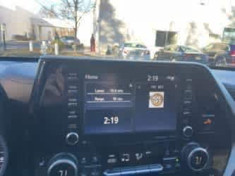 Thumbnail: 2021 Toyota Highlander - 32