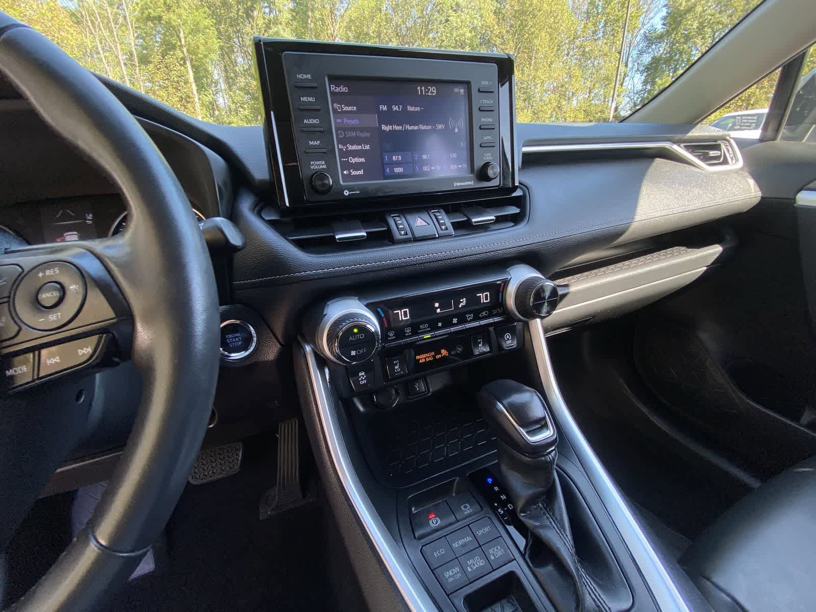 Thumbnail: 2021 Toyota RAV4 - 20