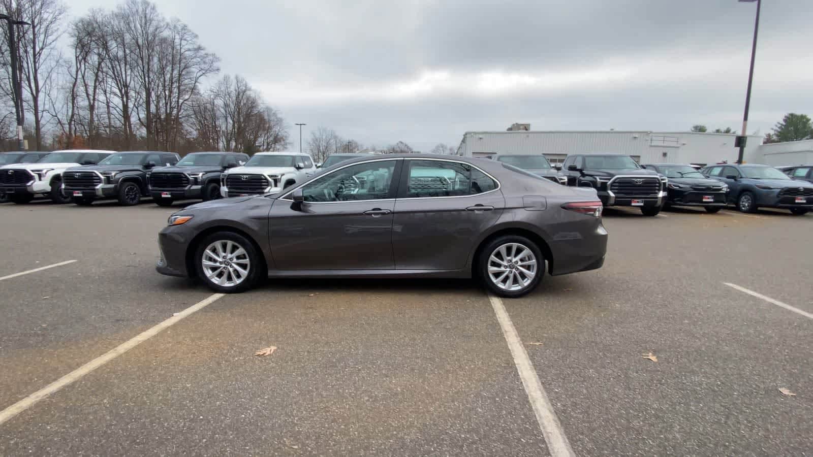 Thumbnail: 2023 Toyota Camry - 13