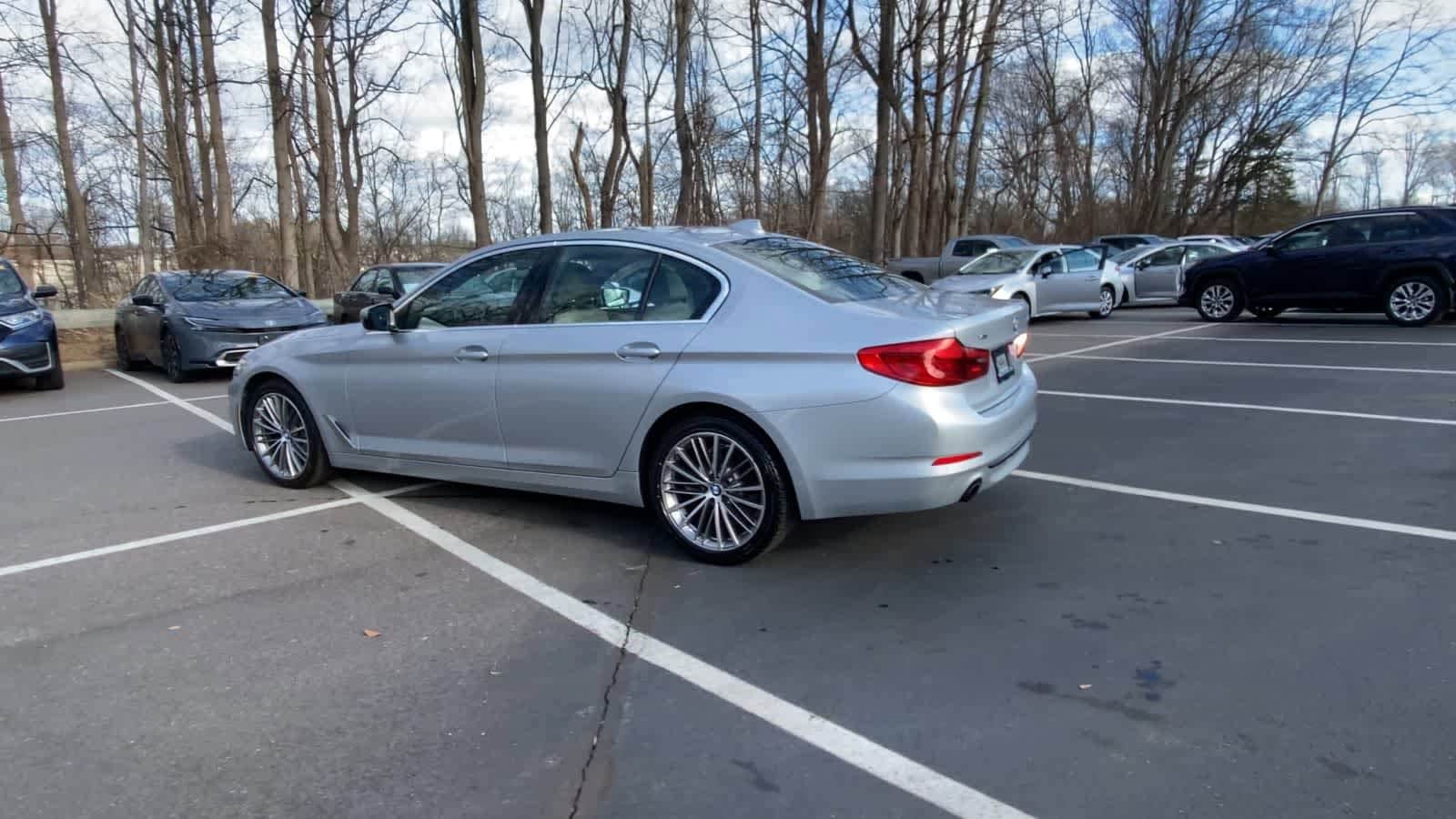 Thumbnail: 2020 BMW 5 Series - 12