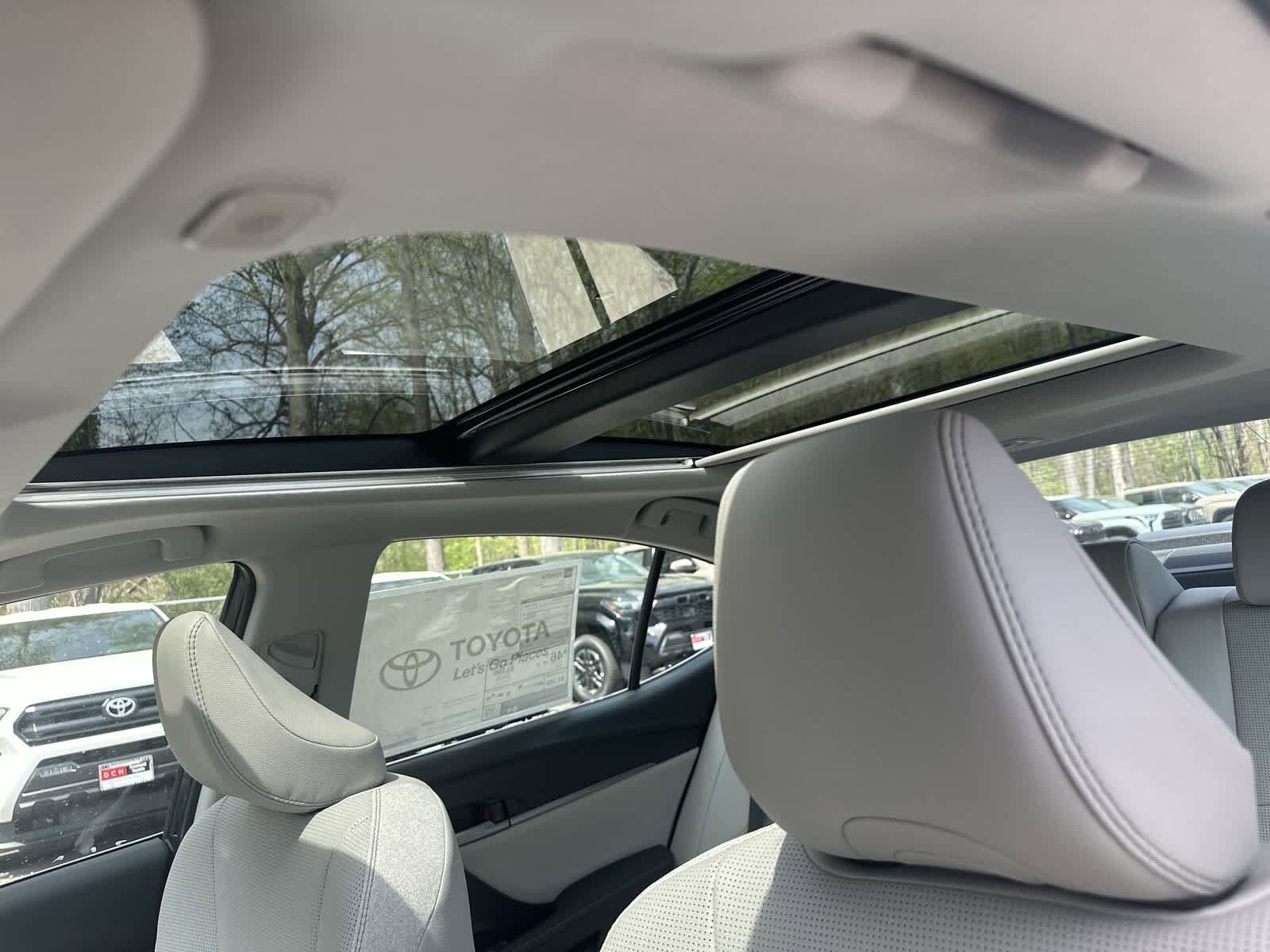 Thumbnail: 2026 Toyota Camry - 32