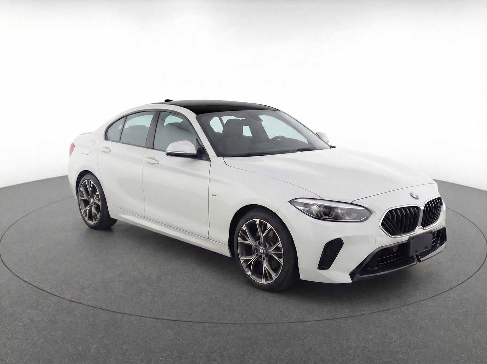 Thumbnail: 2025 BMW 2 Series - 3