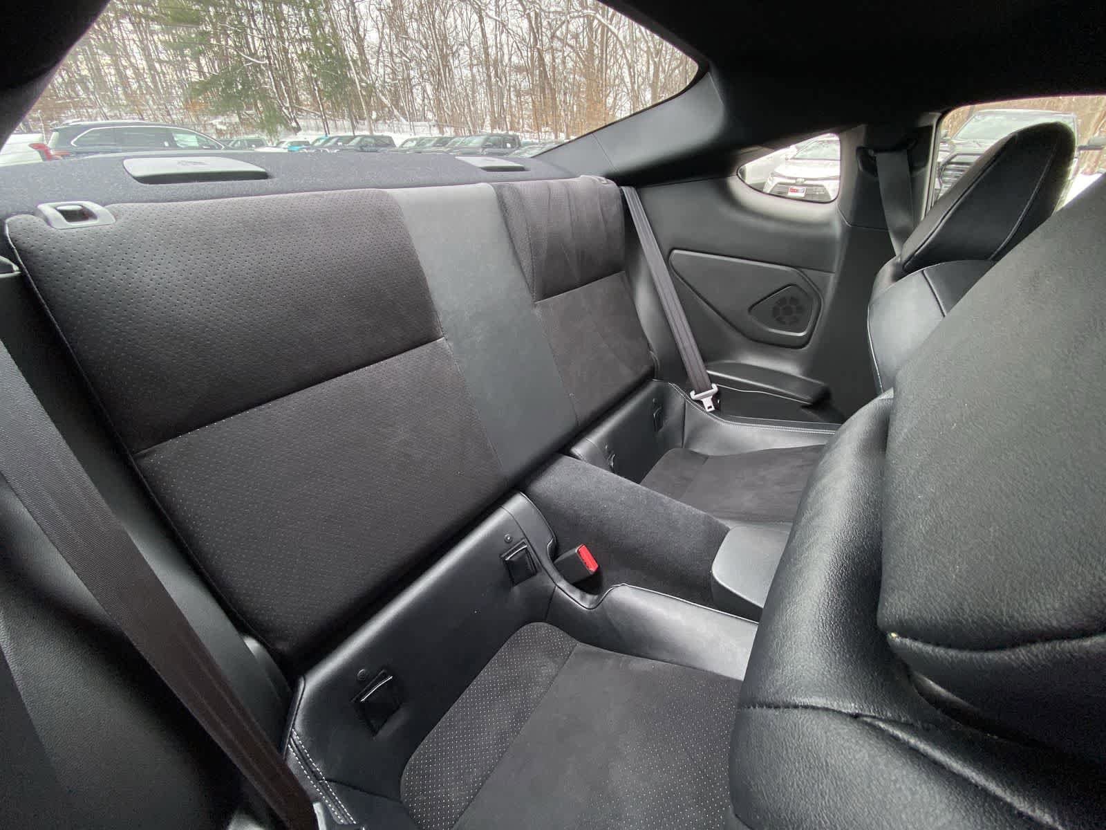 Thumbnail: 2023 Toyota GR86 - 26