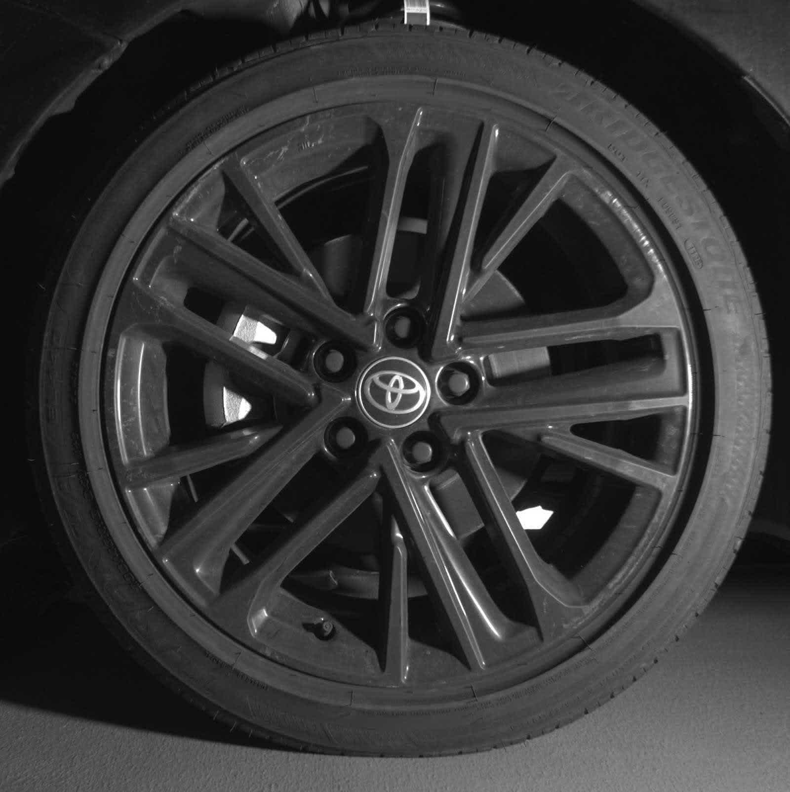 Thumbnail: 2025 Toyota Camry - 10