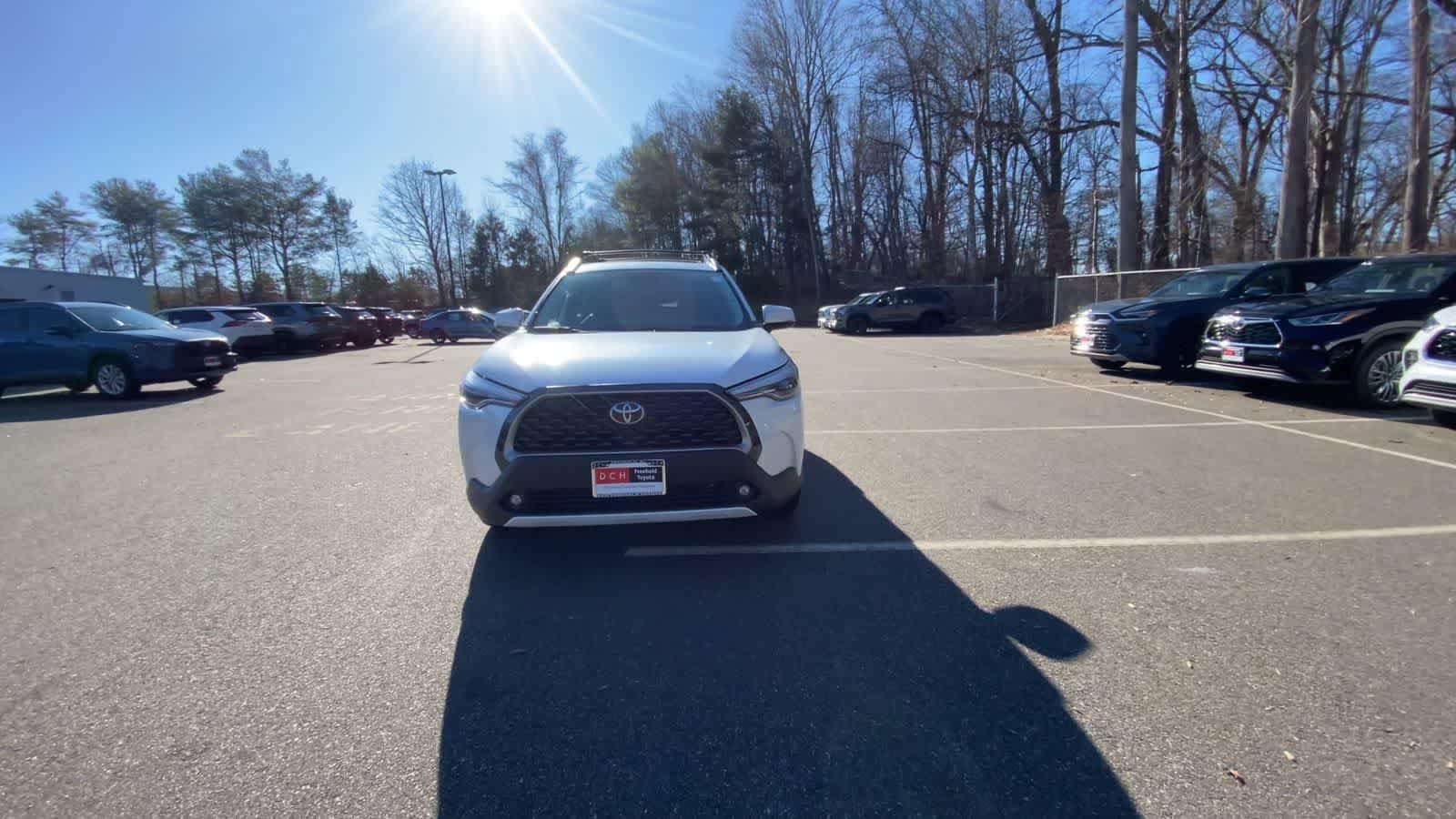 Thumbnail: 2023 Toyota Corolla Cross - 9