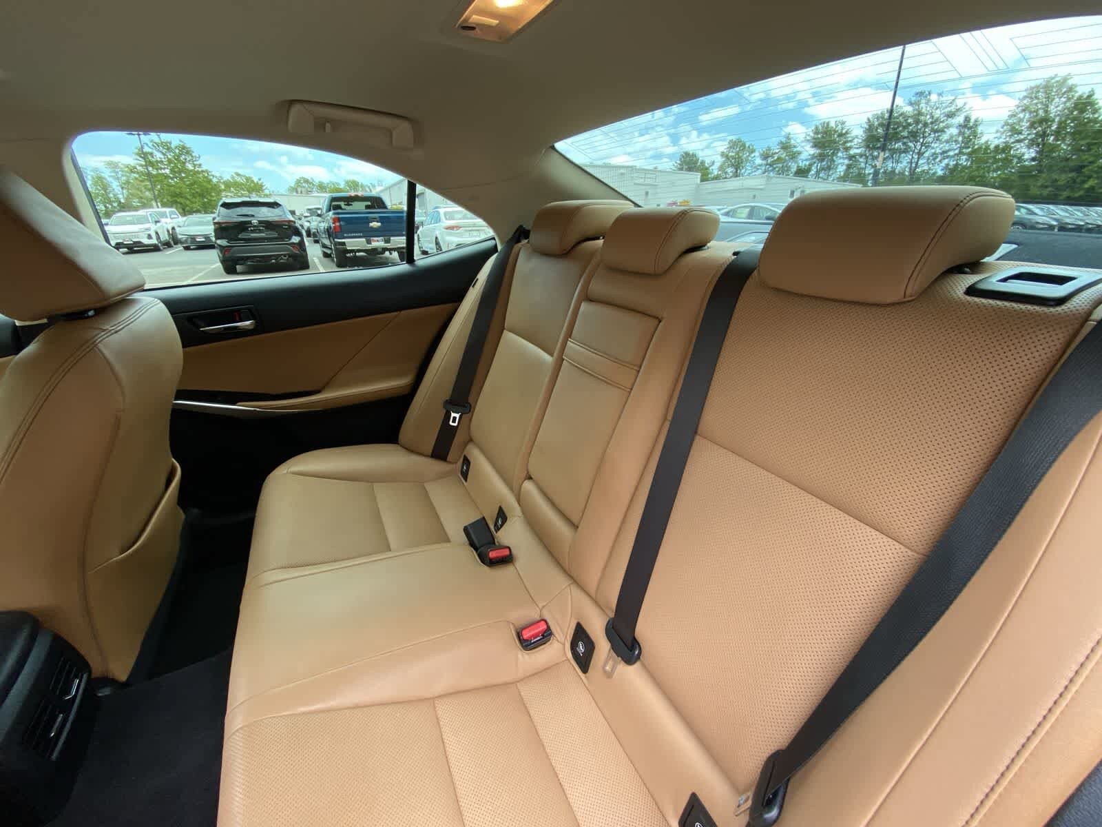 Thumbnail: 2015 Lexus IS - 23