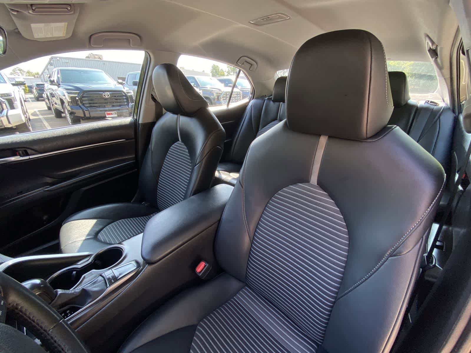 Thumbnail: 2023 Toyota Camry - 17