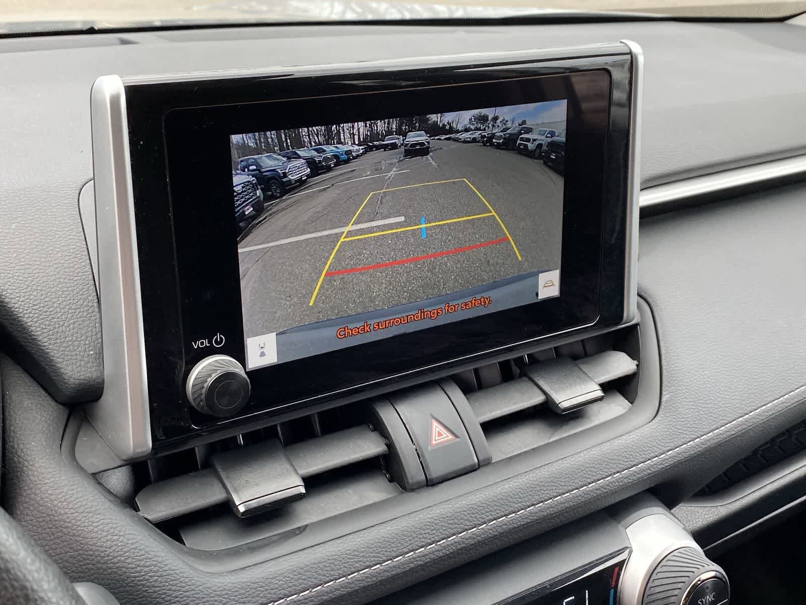 Thumbnail: 2025 Toyota RAV4 - 31