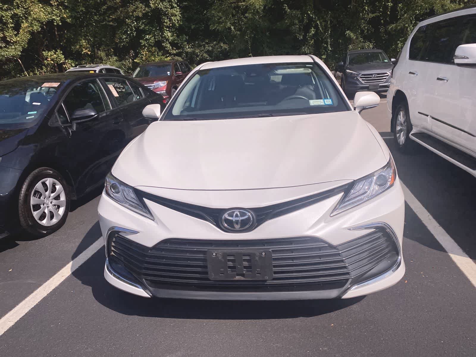 Used 2021 Toyota Camry XLE with VIN 4T1F11BK8MU045595 for sale in Freehold, NJ