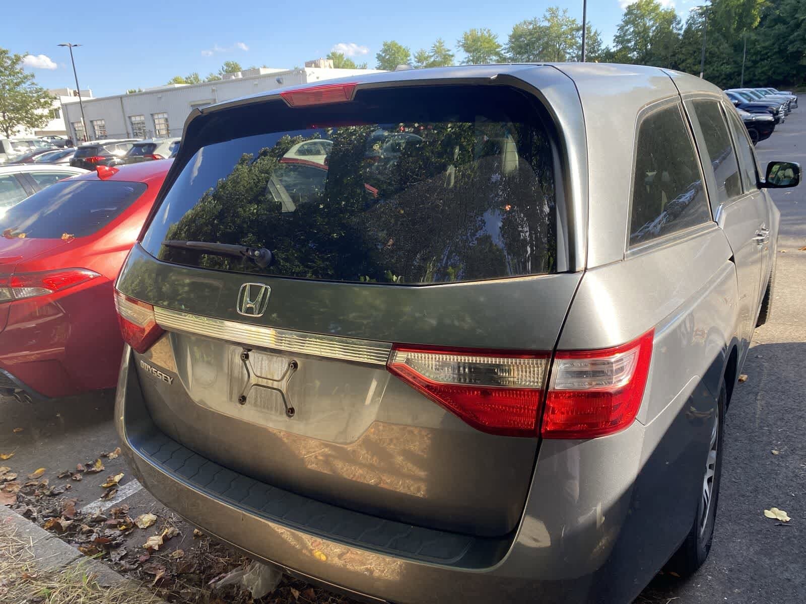 Thumbnail: 2011 Honda Odyssey - 9