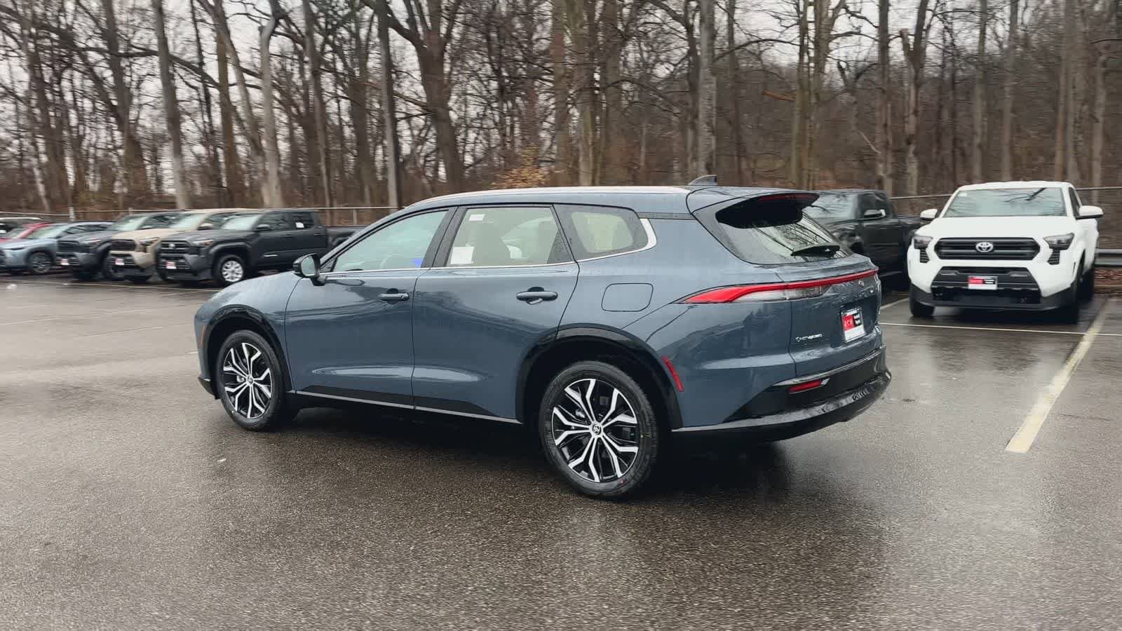 Thumbnail: 2026 Toyota Crown Signia - 6