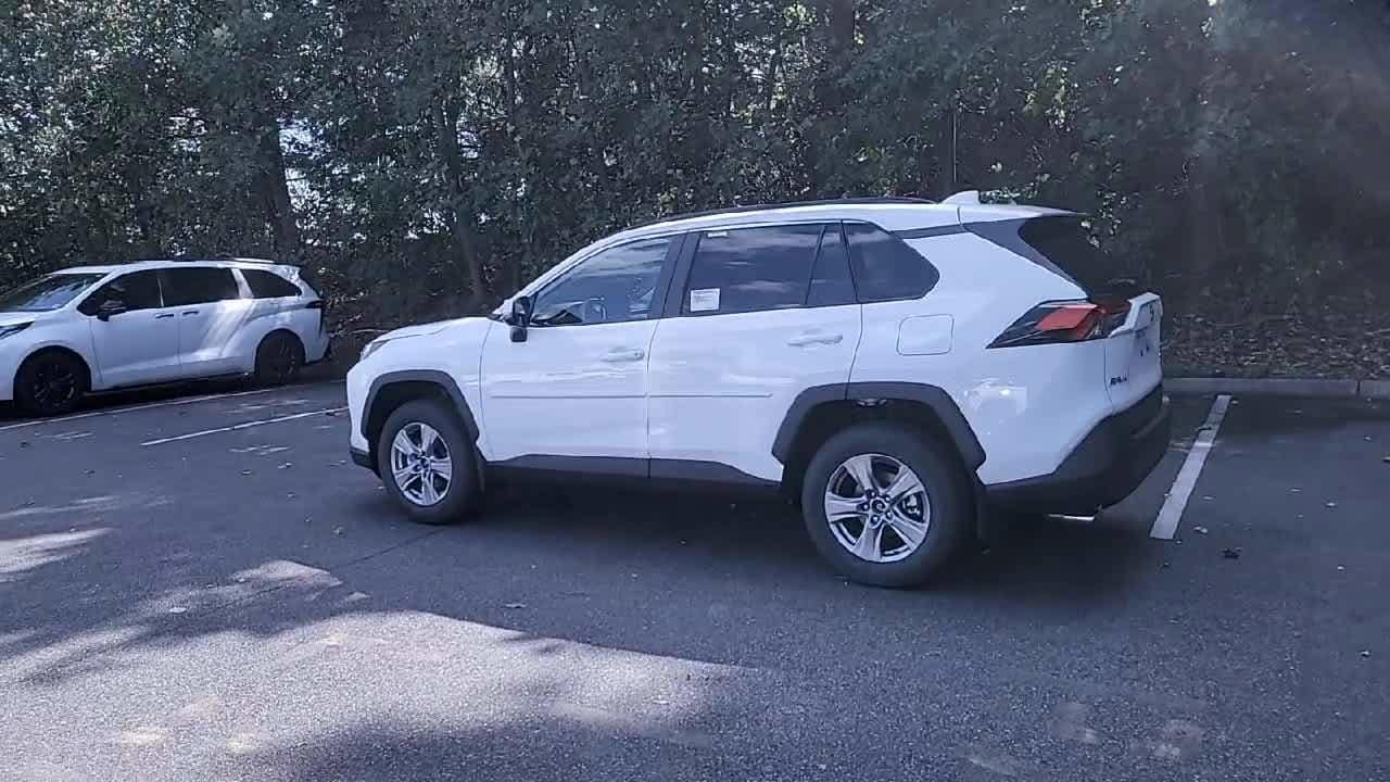 Thumbnail: 2025 Toyota RAV4 - 6