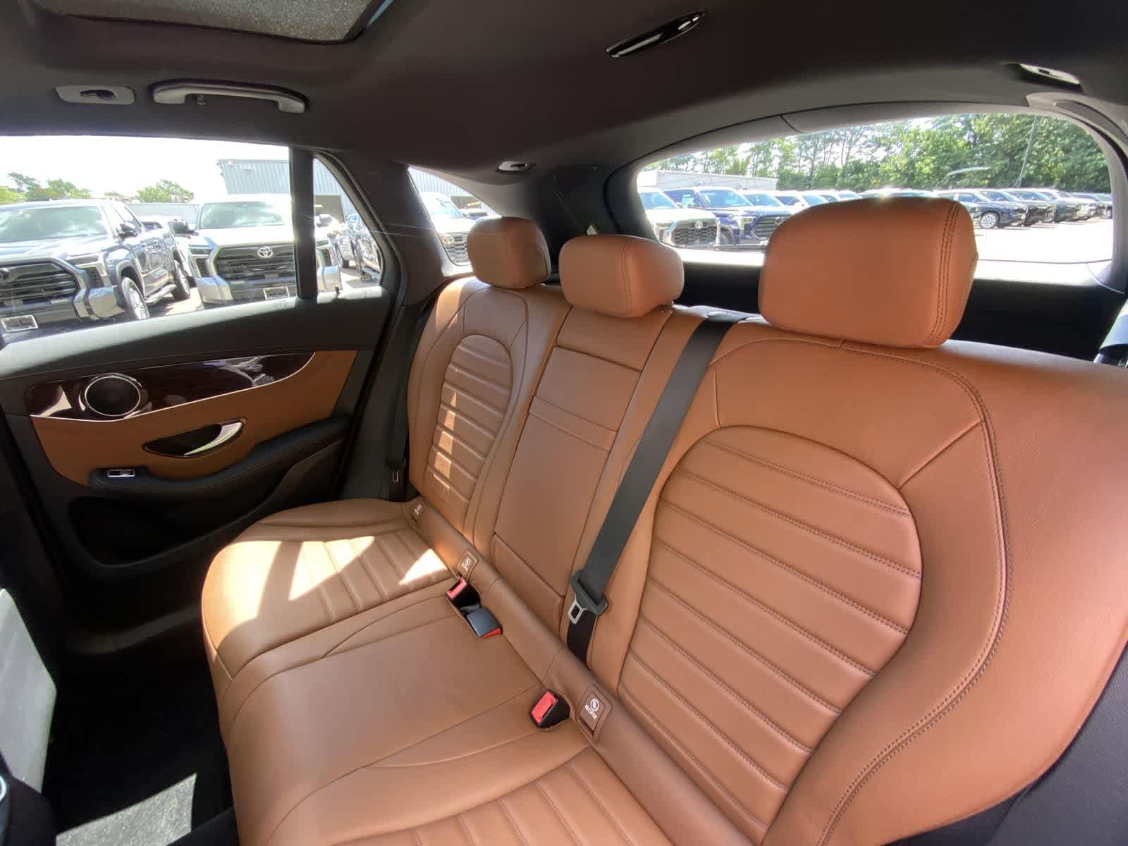 Thumbnail: 2019 Mercedes-Benz GLC - 23
