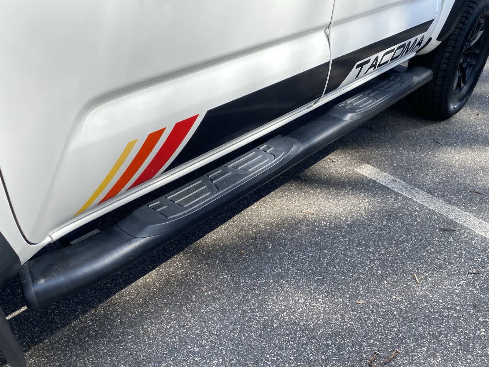 Thumbnail: 2021 Toyota Tacoma - 18