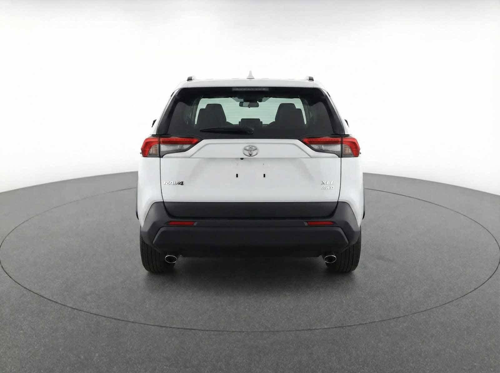 Thumbnail: 2025 Toyota RAV4 - 10