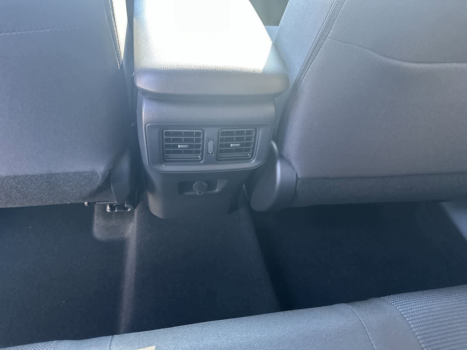 Thumbnail: 2025 Toyota RAV4 - 26