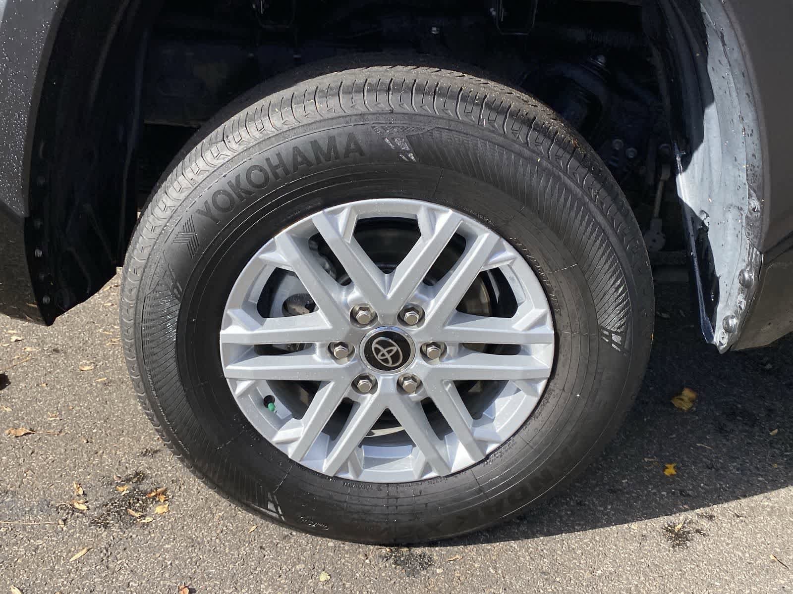 Thumbnail: 2022 Toyota Tundra - 19