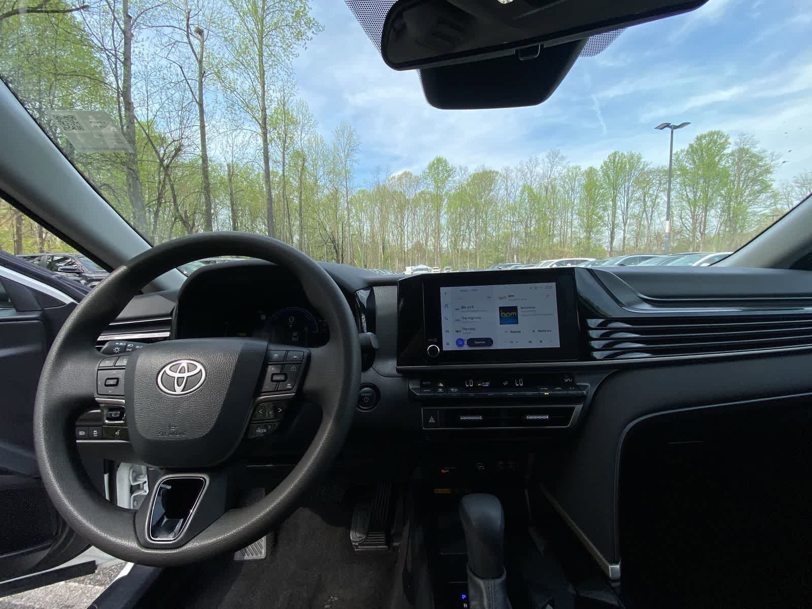 Thumbnail: 2025 Toyota Camry - 22