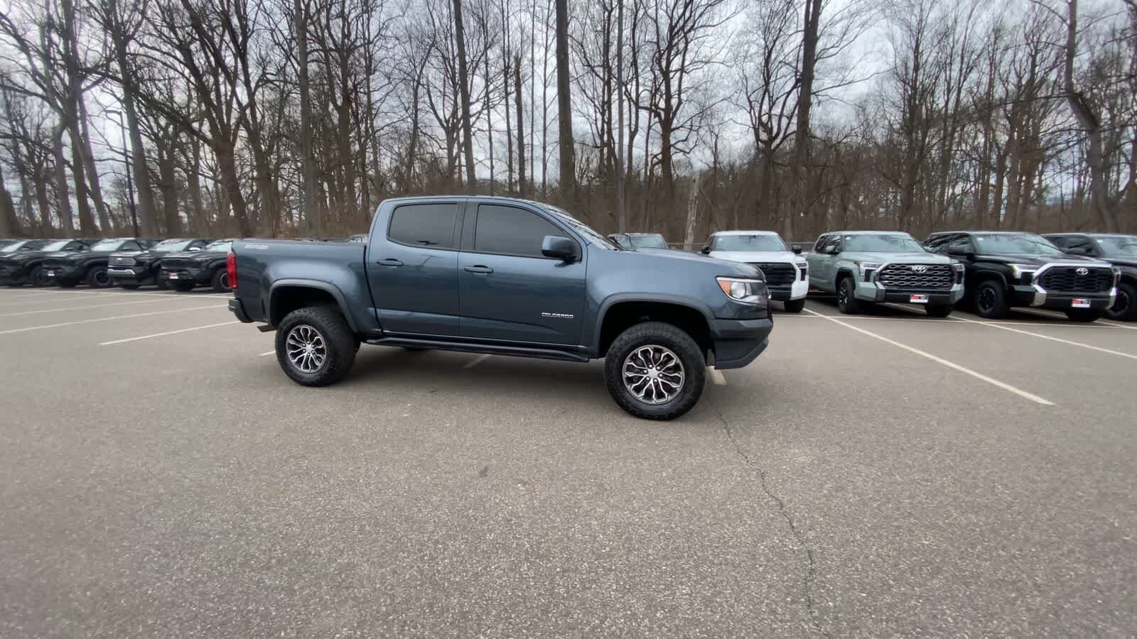Thumbnail: 2020 Chevrolet Colorado - 3