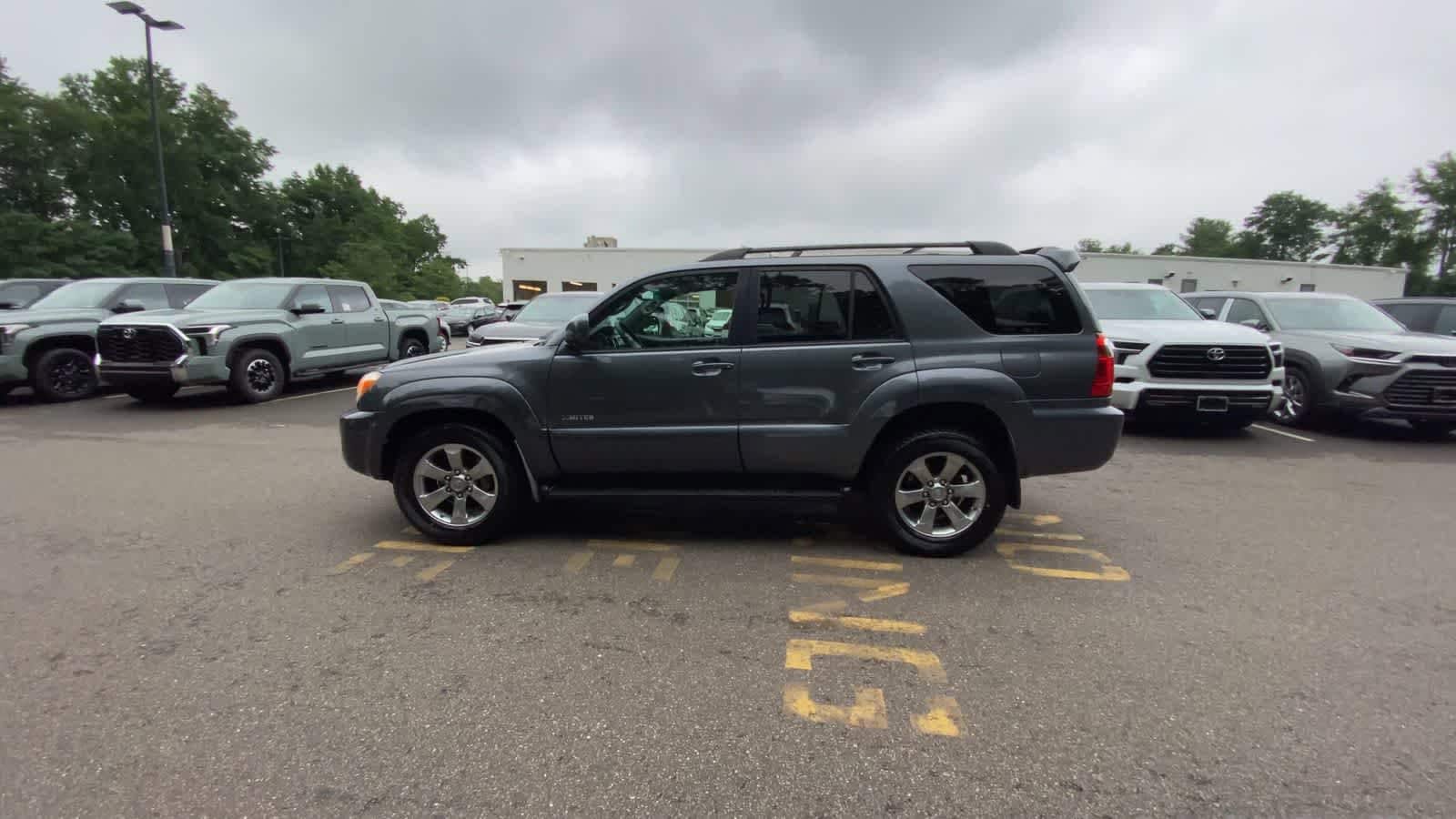 Thumbnail: 2008 Toyota 4Runner - 5