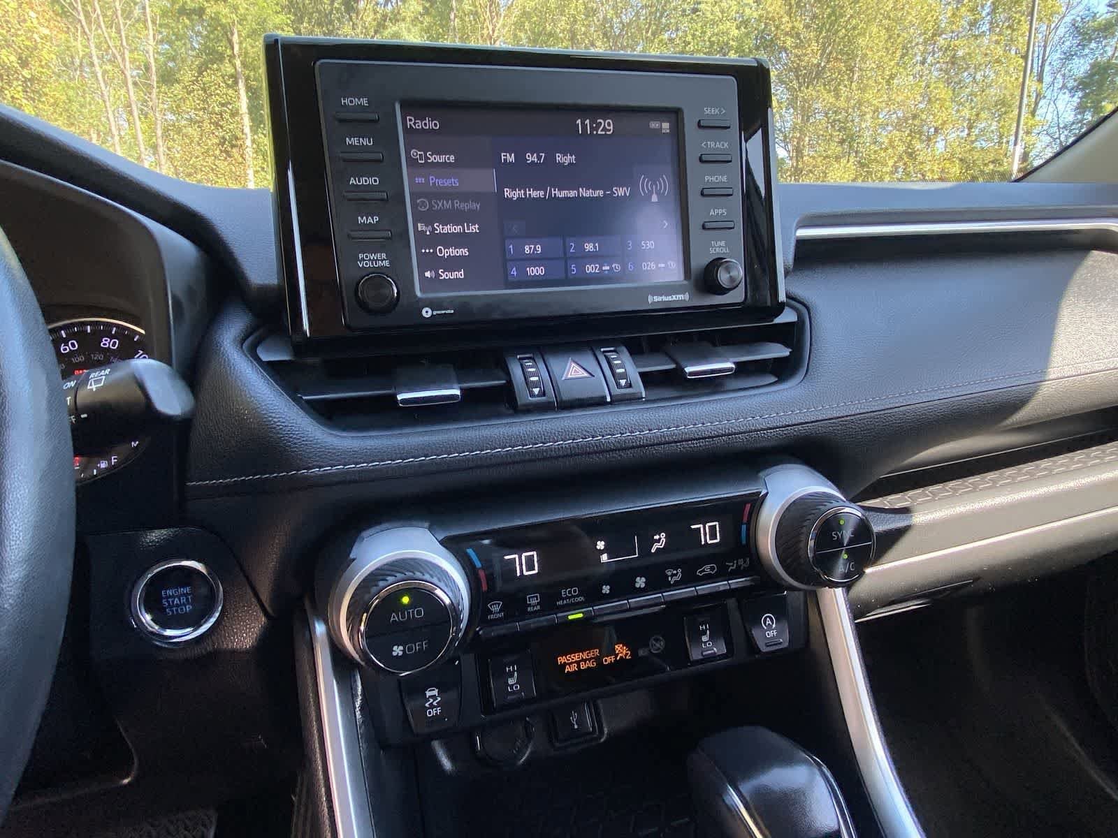 Thumbnail: 2021 Toyota RAV4 - 27