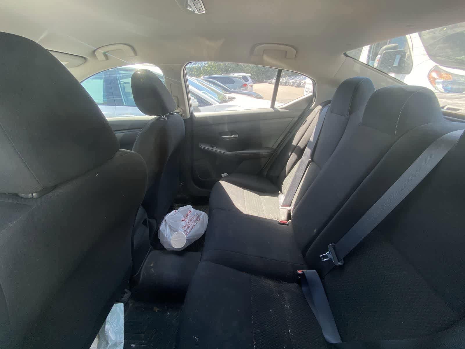 Thumbnail: 2021 Nissan Sentra - 10
