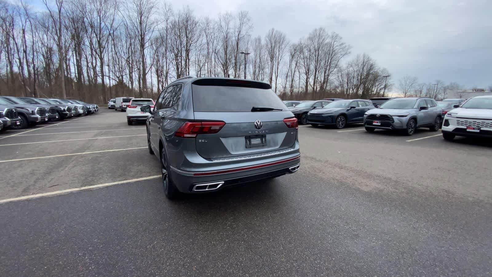 Thumbnail: 2024 Volkswagen Tiguan - 8