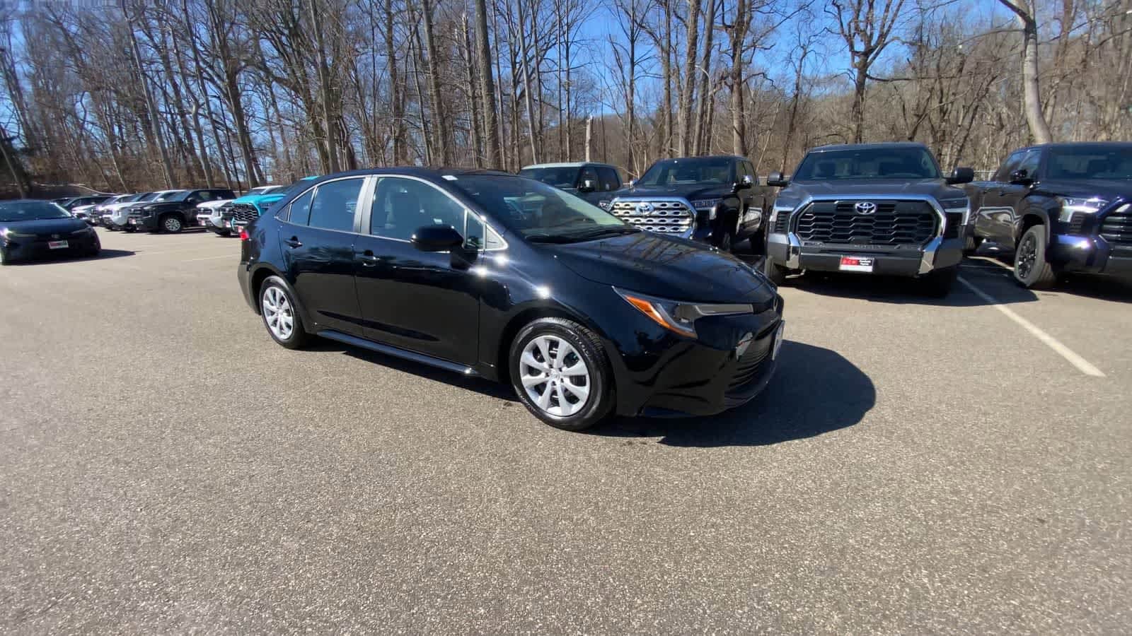 Thumbnail: 2025 Toyota Corolla - 10