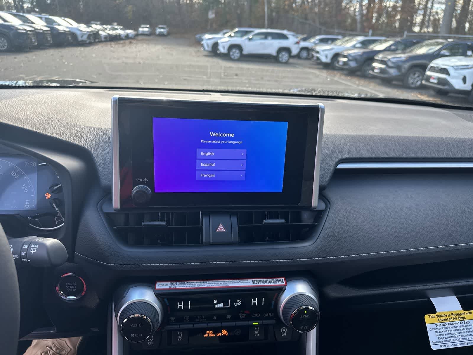 Thumbnail: 2025 Toyota RAV4 - 21