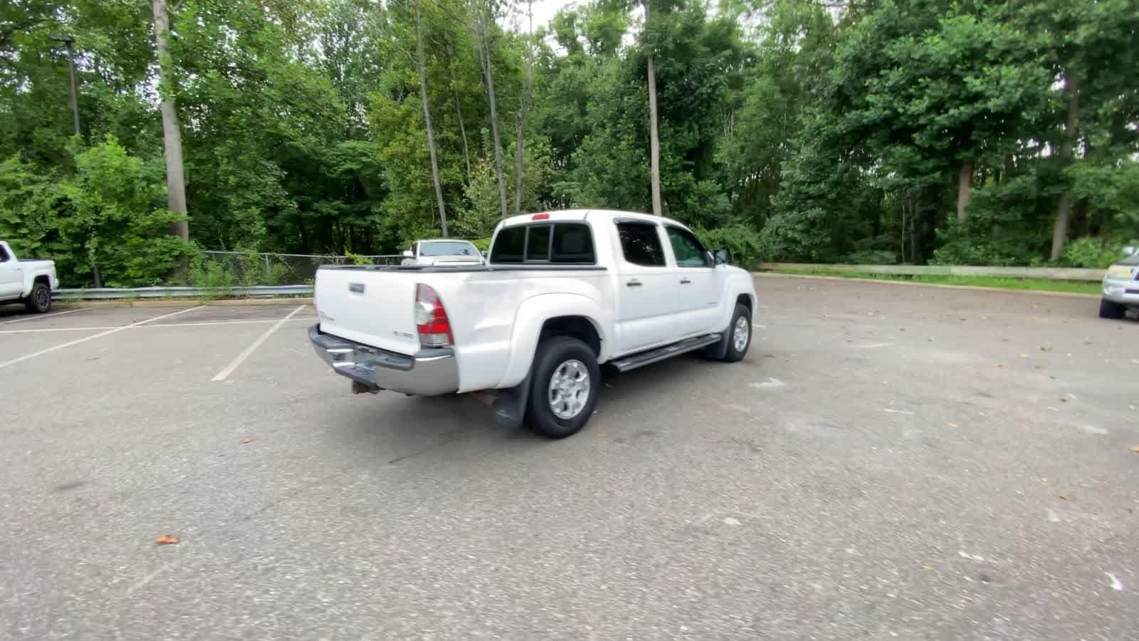 Thumbnail: 2013 Toyota Tacoma - 8