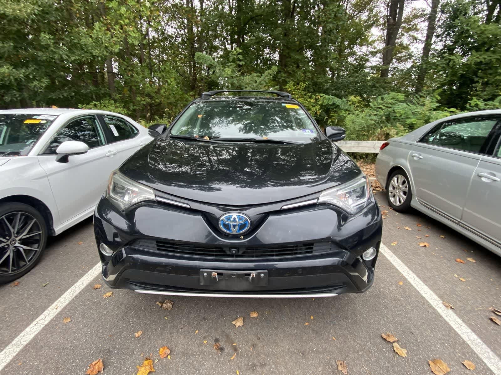 Thumbnail: 2018 Toyota RAV4 - 2