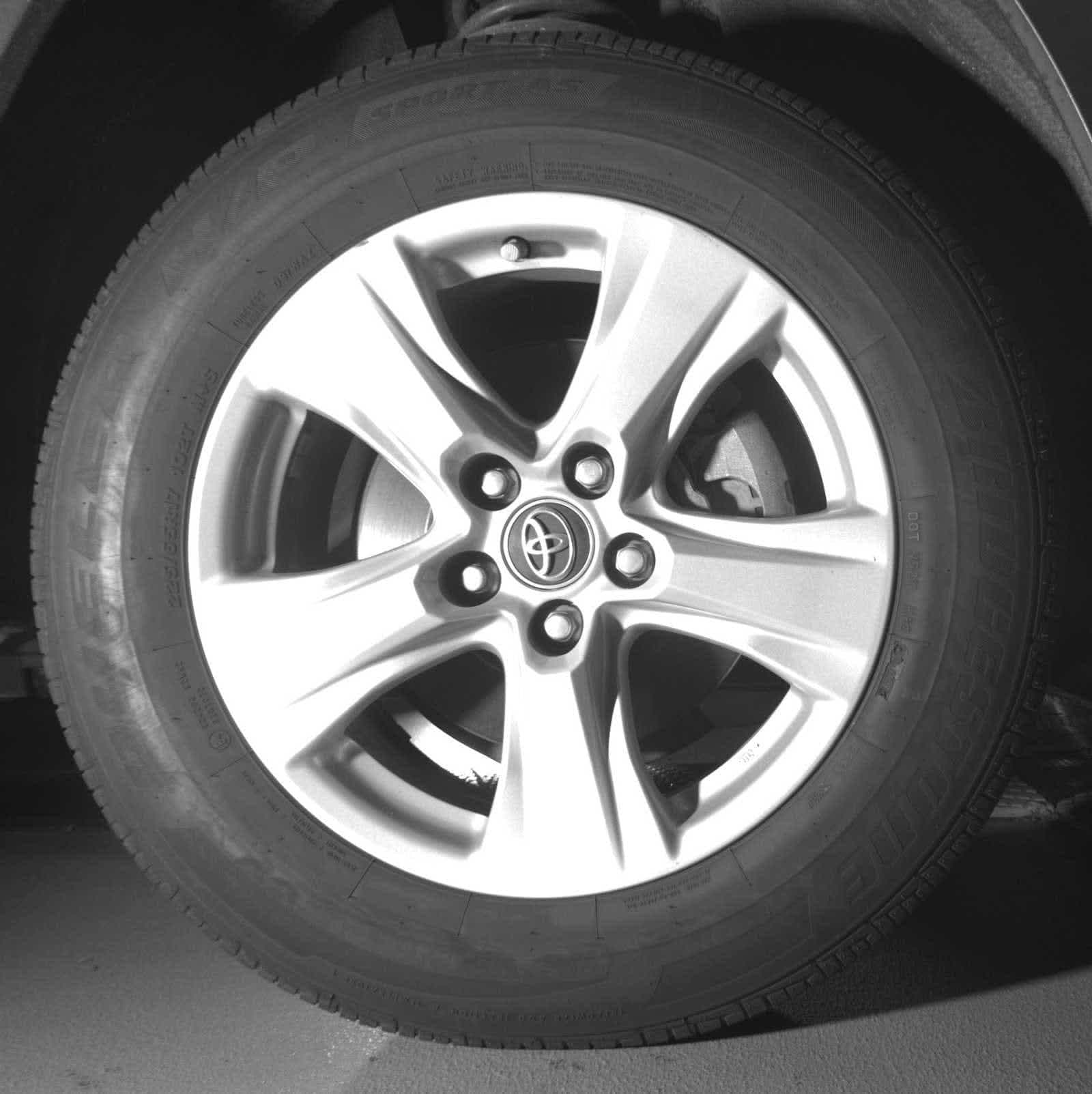 Thumbnail: 2020 Toyota RAV4 - 15