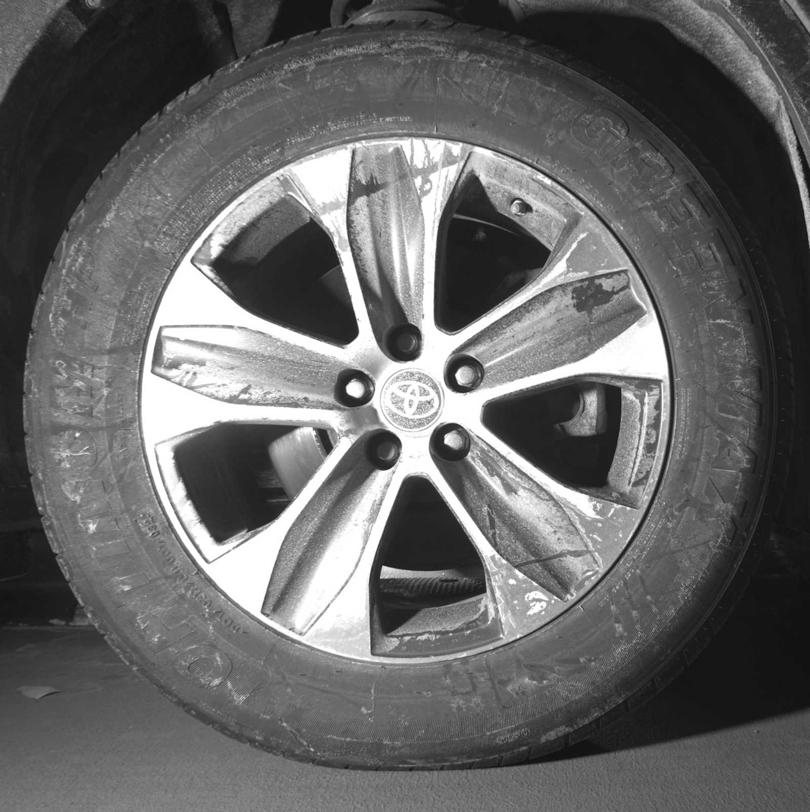 Thumbnail: 2021 Toyota Highlander - 19