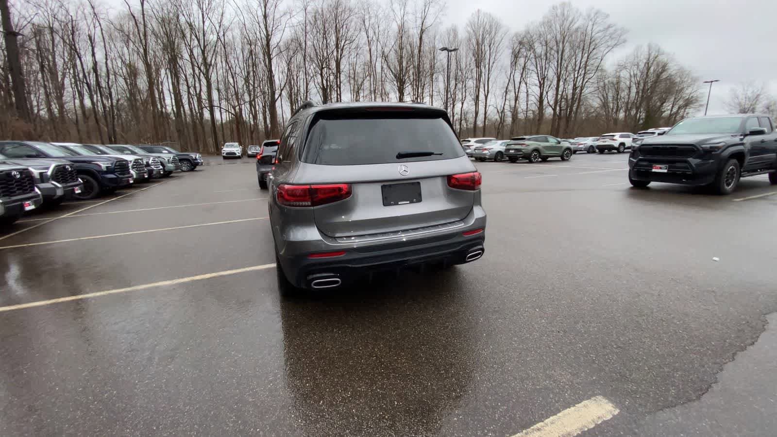 Thumbnail: 2021 Mercedes-Benz GLB - 11