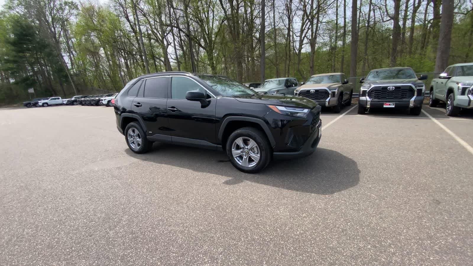 Thumbnail: 2025 Toyota RAV4 - 5