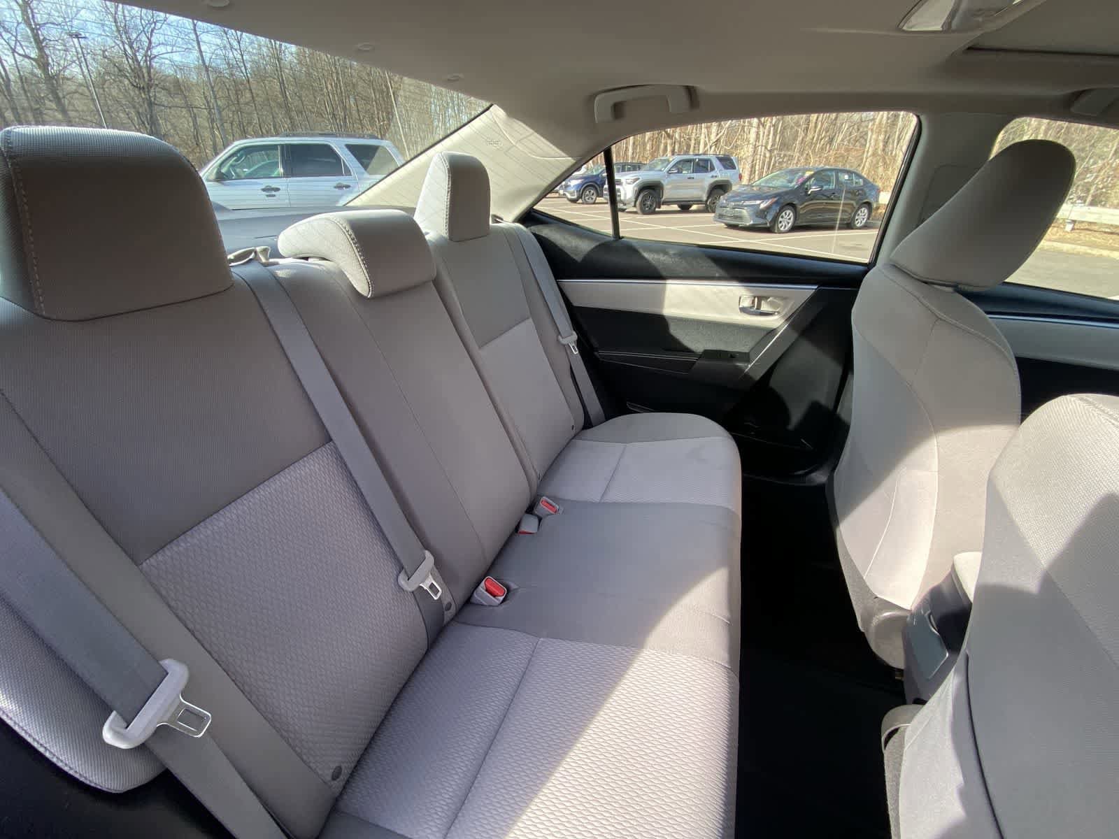 Thumbnail: 2014 Toyota Corolla - 30