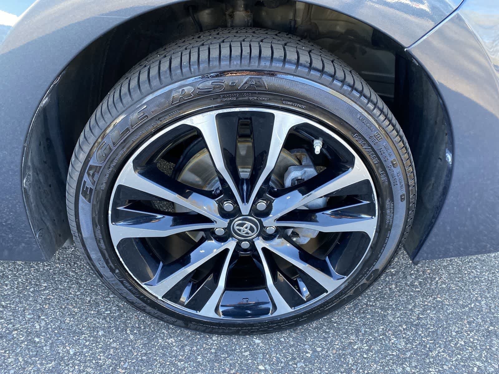 Thumbnail: 2018 Toyota Corolla - 17