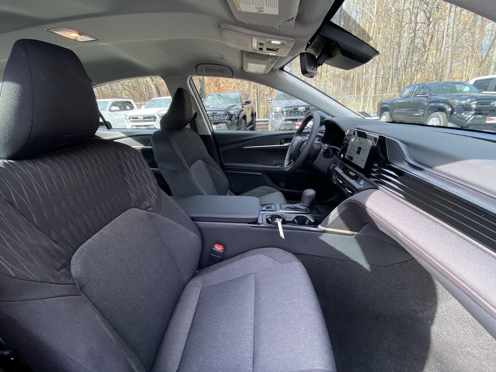 Thumbnail: 2025 Toyota Camry - 26