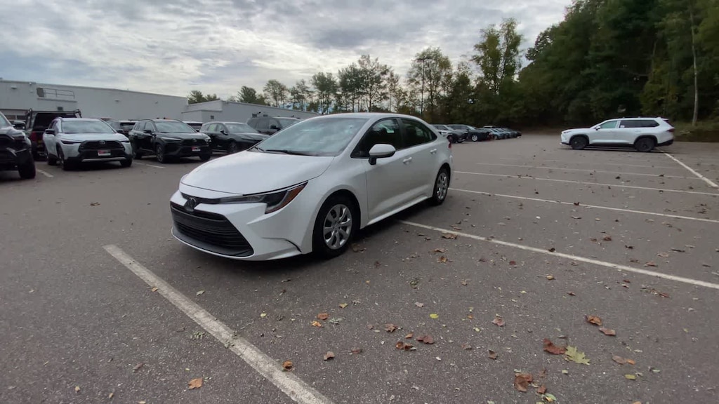Used 2024 Toyota Corolla LE Sedan